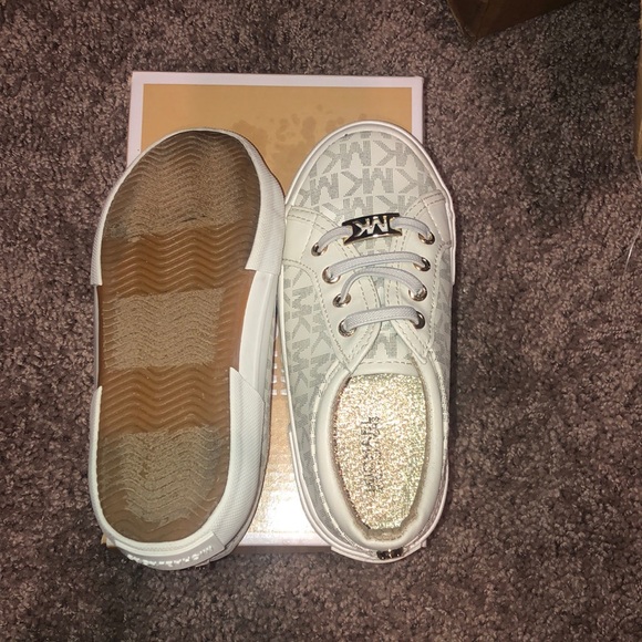 Toddler Sneakers MK - Picture 4 of 5